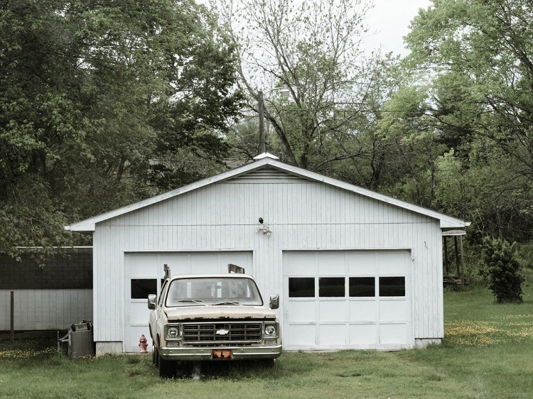 truck-and-two-car-garage