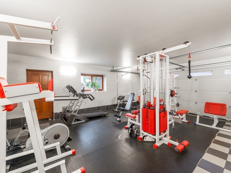 Alternative Exercises to Gym Machines for New Garage Gym Owners